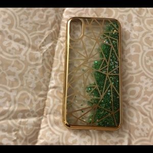 I phone case with glitter inside case